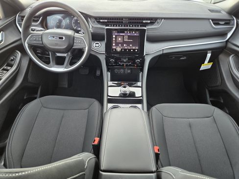 New 2026 Jeep Grand Cherokee L Laredo AWD/4WD image 2