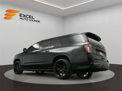 Used 2022 Chevrolet Suburban RST w/ Luxury Package image 50