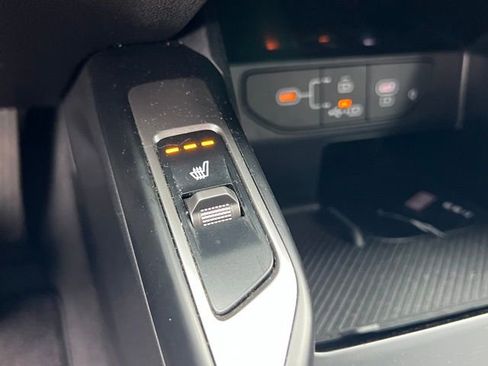 Used 2024 Kia Sorento S AWD/4WD image 23