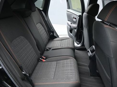 Used 2024 Honda HR-V Sport image 16