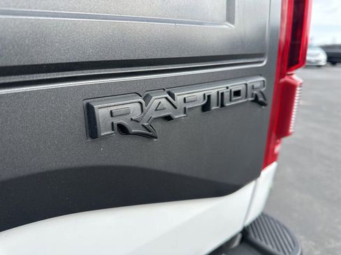 Used 2018 Ford F150 Raptor w/ Equipment Group 802A Luxury AWD/4WD image 13