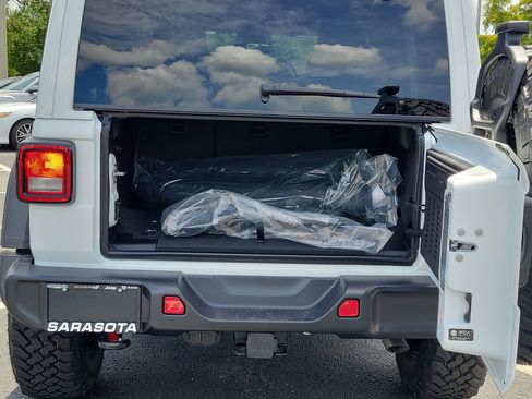 New 2026 Jeep Wrangler Willys AWD/4WD image 10