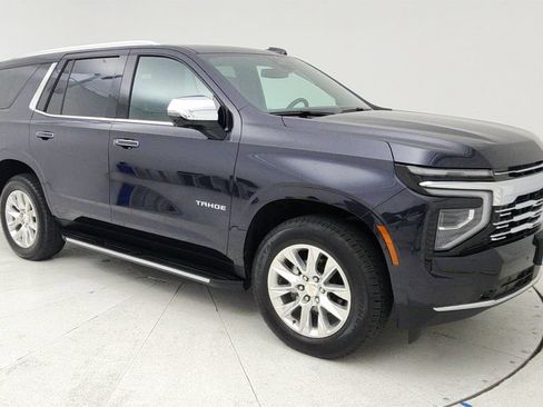 Used 2025 Chevrolet Tahoe Premier AWD/4WD image 1