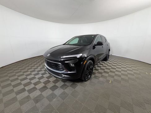 Used 2024 Buick Encore GX Preferred w/ Comfort Package FWD image 26