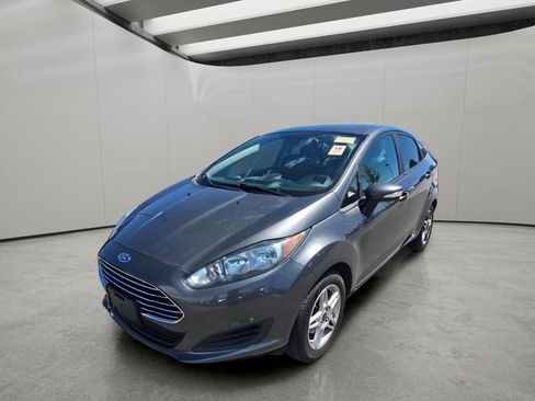 Used 2019 Ford Fiesta SE w/ Cold Weather Package FWD image 1
