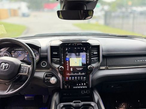 Used 2019 RAM 2500 Limited AWD/4WD image 37