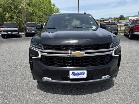 Used 2023 Chevrolet Tahoe LS AWD/4WD image 2