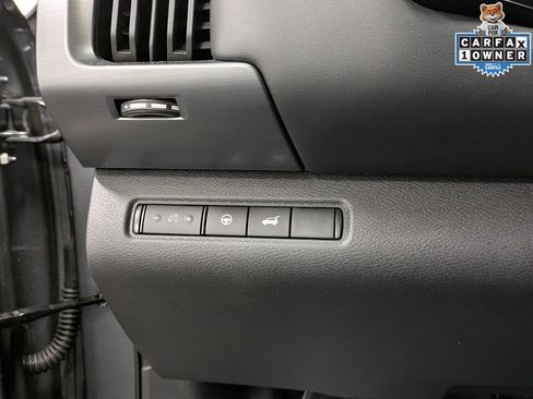 Used 2025 Nissan Pathfinder SL w/ SL Premium Package image 20