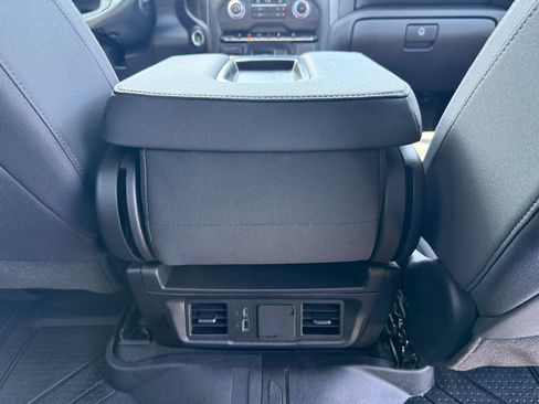 Used 2025 Chevrolet Silverado 2500 Custom w/ Custom Value Package AWD/4WD image 17