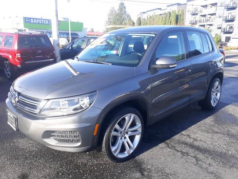 Used 2013 Volkswagen Tiguan S AWD/4WD image 6