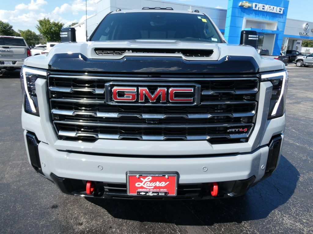 Certified 2025 GMC Sierra 2500 AT4 w/ AT4 Premium Plus Package AWD/4WD image 10