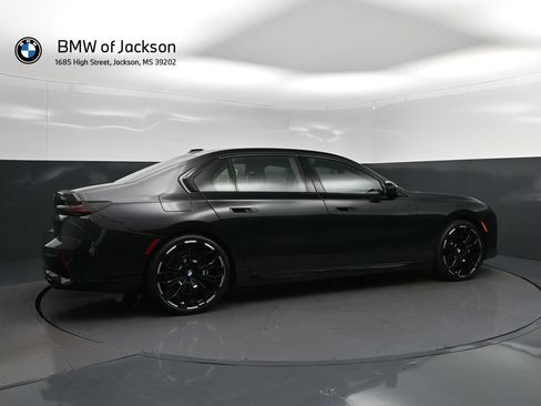 New 2026 BMW 760i xDrive w/ Executive Package AWD/4WD image 8