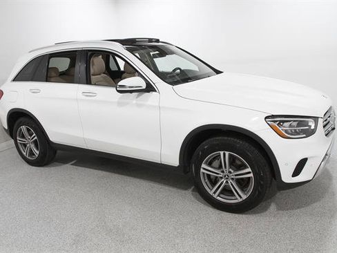 Used 2022 Mercedes-Benz GLC 300 4MATIC image 1