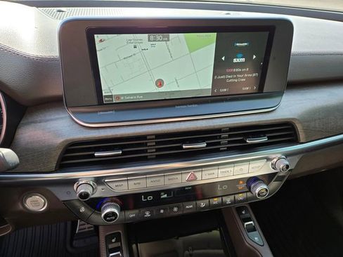 Used 2022 Kia Telluride SX w/ Nightfall Edition Package image 26