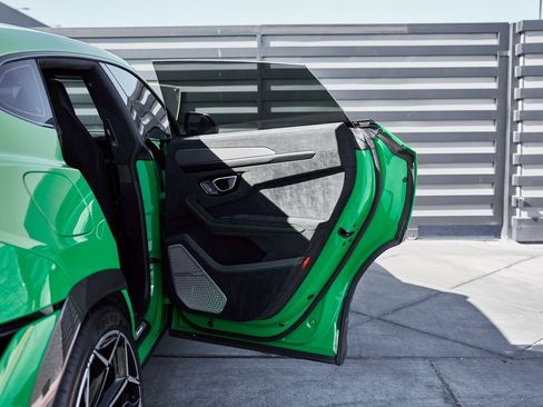 Used 2024 Lamborghini Urus Performante image 33