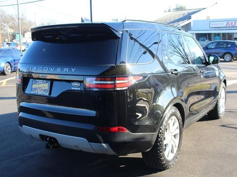 Used 2017 Land Rover Discovery HSE AWD/4WD image 3