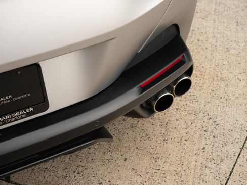 Certified 2019 Ferrari Portofino image 29