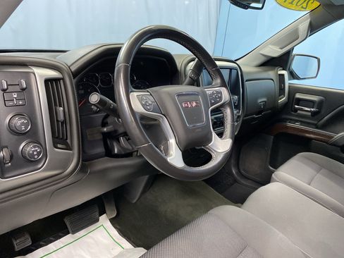 Used 2017 GMC Sierra 1500 SLE w/ SLE Value Package image 10