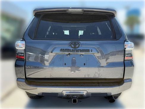 Used 2023 Toyota 4Runner SR5 Premium w/ Moonroof Package AWD/4WD image 7