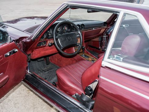 Used 1988 Mercedes-Benz 560 SL image 53