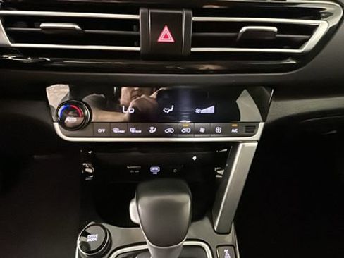 Used 2021 Kia Seltos SX AWD/4WD image 23