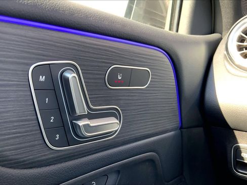 New 2026 Mercedes-Benz GLB 250 4MATIC image 24