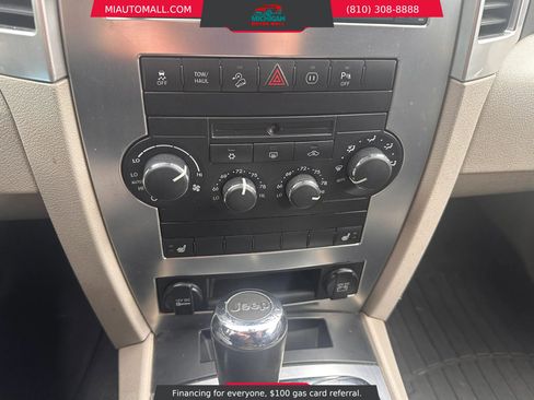 Used 2010 Jeep Grand Cherokee Limited w/ S Limited Group AWD/4WD image 17
