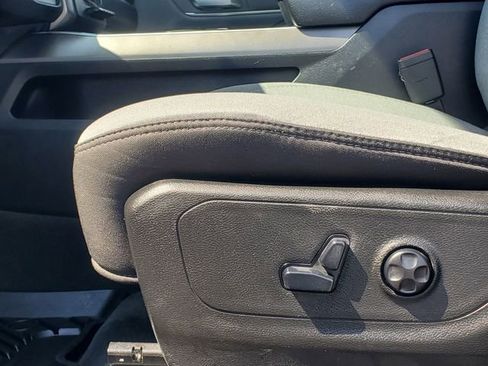 Used 2020 RAM 1500 Big Horn AWD/4WD image 14