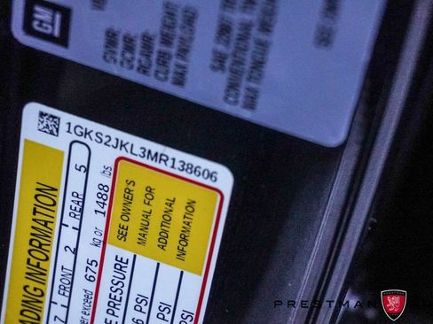 Used 2021 GMC Yukon XL Denali w/ Denali Premium Package image 15