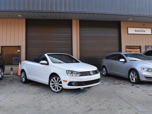 Used 2014 Volkswagen Eos Komfort image 4