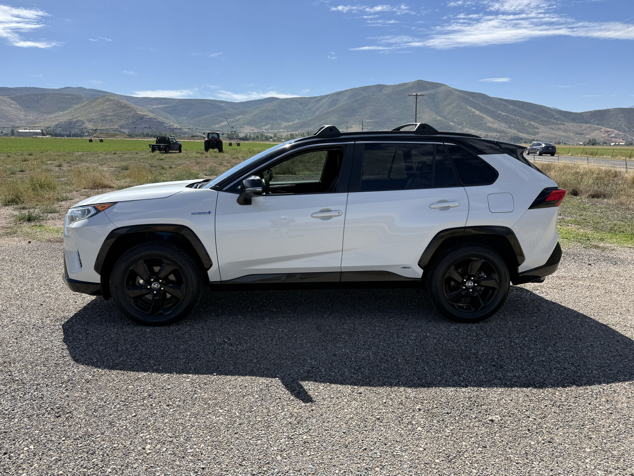 Used 2020 Toyota RAV4 XSE AWD/4WD image 4