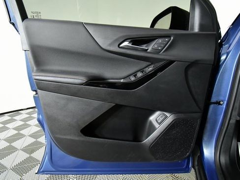 Certified 2025 Chevrolet Equinox RS w/ Safety and Technology Package image 21