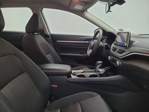 Used 2023 Nissan Altima 2.5 SV image 21