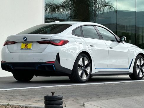 Used 2023 BMW i4 eDrive35 w/ Premium Package RWD image 3
