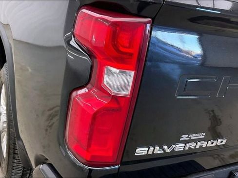 Used 2022 Chevrolet Silverado 3500 High Country AWD/4WD image 27
