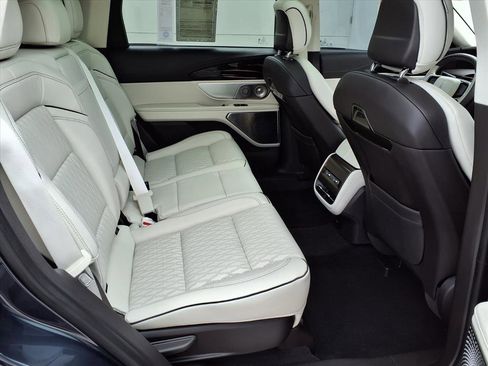 Used 2024 Lincoln Nautilus Black Label w/ Jet Appearance Package (87T) image 13