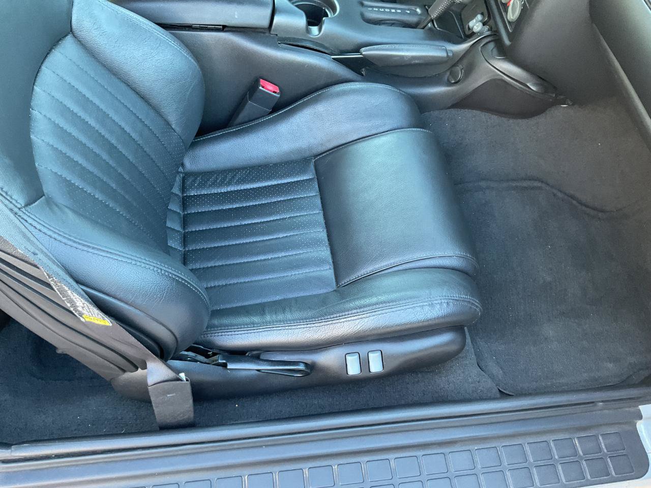 Used 2002 Pontiac Firebird Trans Am RWD image 18
