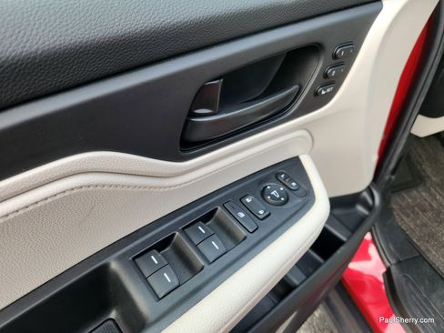 Used 2025 Honda Odyssey EX-L image 24