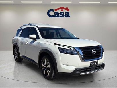 Certified 2024 Nissan Pathfinder SL