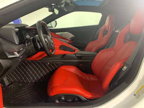 Used 2021 Chevrolet Corvette Stingray Preferred Cpe w/ 2LT image 16