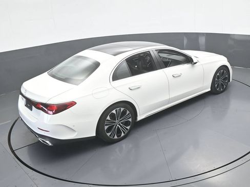 Used 2025 Mercedes-Benz E 350 Sedan image 55