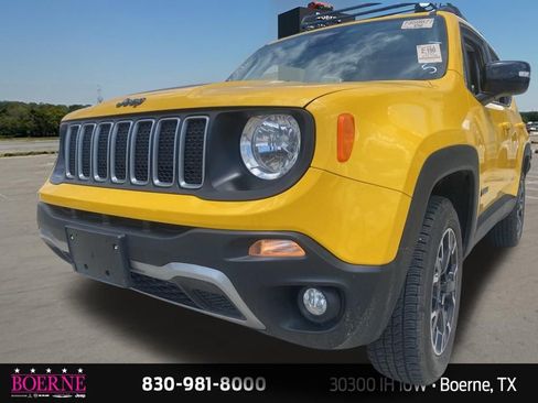 Used 2023 Jeep Renegade Latitude w/ Sun/Sound Group AWD/4WD image 3