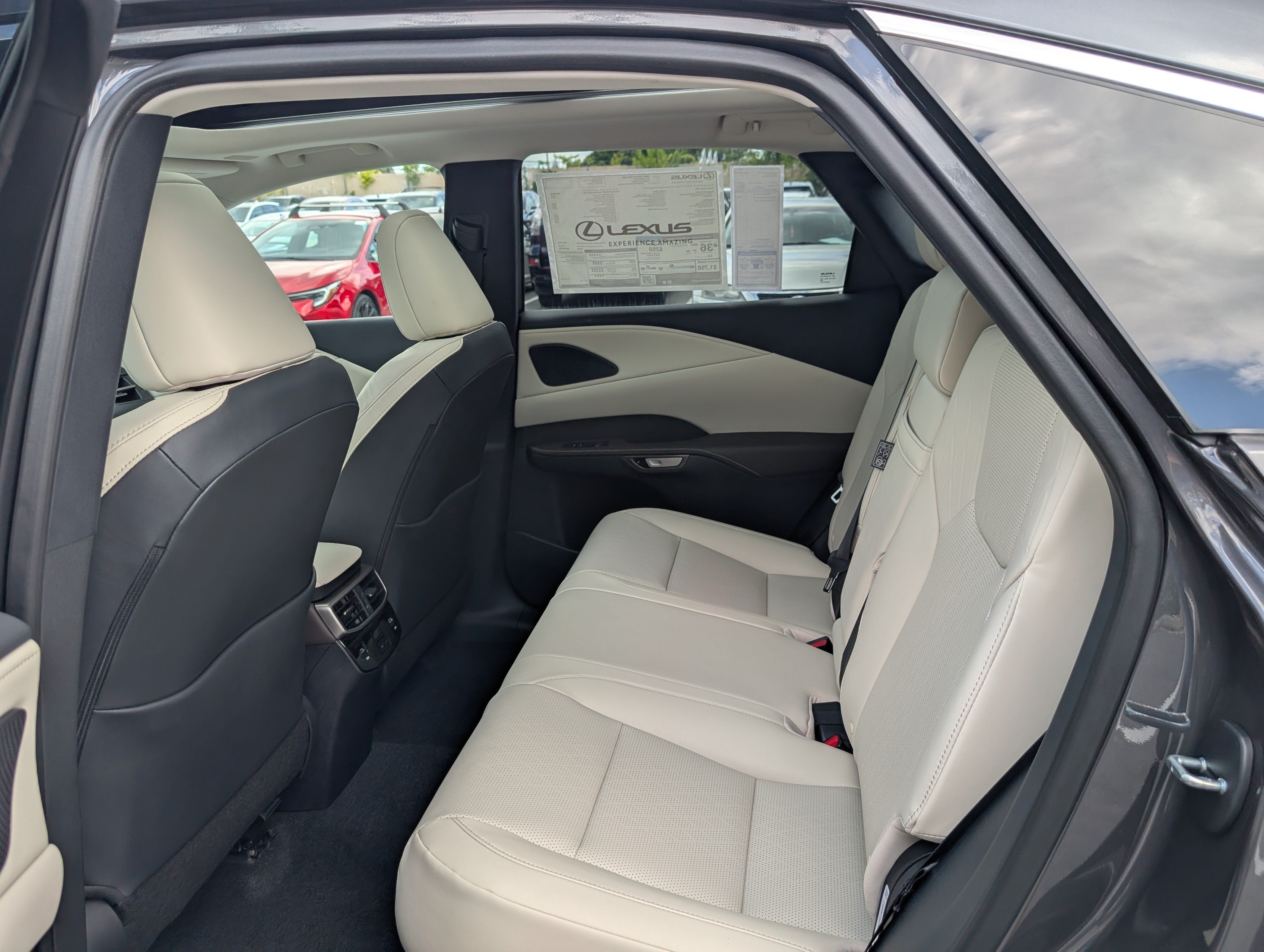 New 2026 Lexus RX 350 w/ Convenience Package AWD/4WD image 11