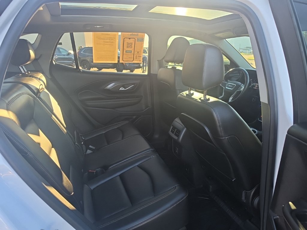 Used 2021 GMC Terrain SLT w/ Elevation Edition AWD/4WD image 32