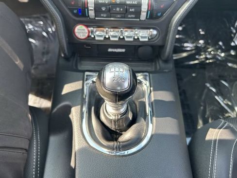 Used 2017 Ford Mustang GT Premium w/ GT Performance Package RWD image 20