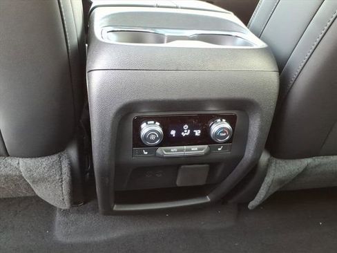 New 2026 GMC Acadia Denali w/ Super Cruise Package image 17