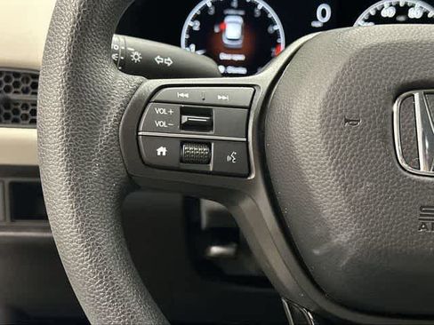 Certified 2027 Honda HR-V LX image 17