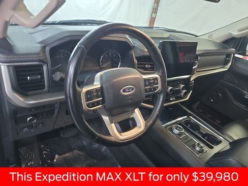 Used 2024 Ford Expedition Max XLT image 25