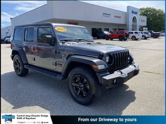 Used 2022 Jeep Wrangler Unlimited Sport AWD/4WD video 1
