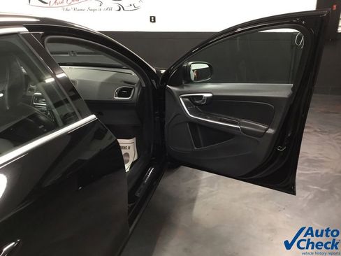 Used 2014 Volvo S60 T5 image 40